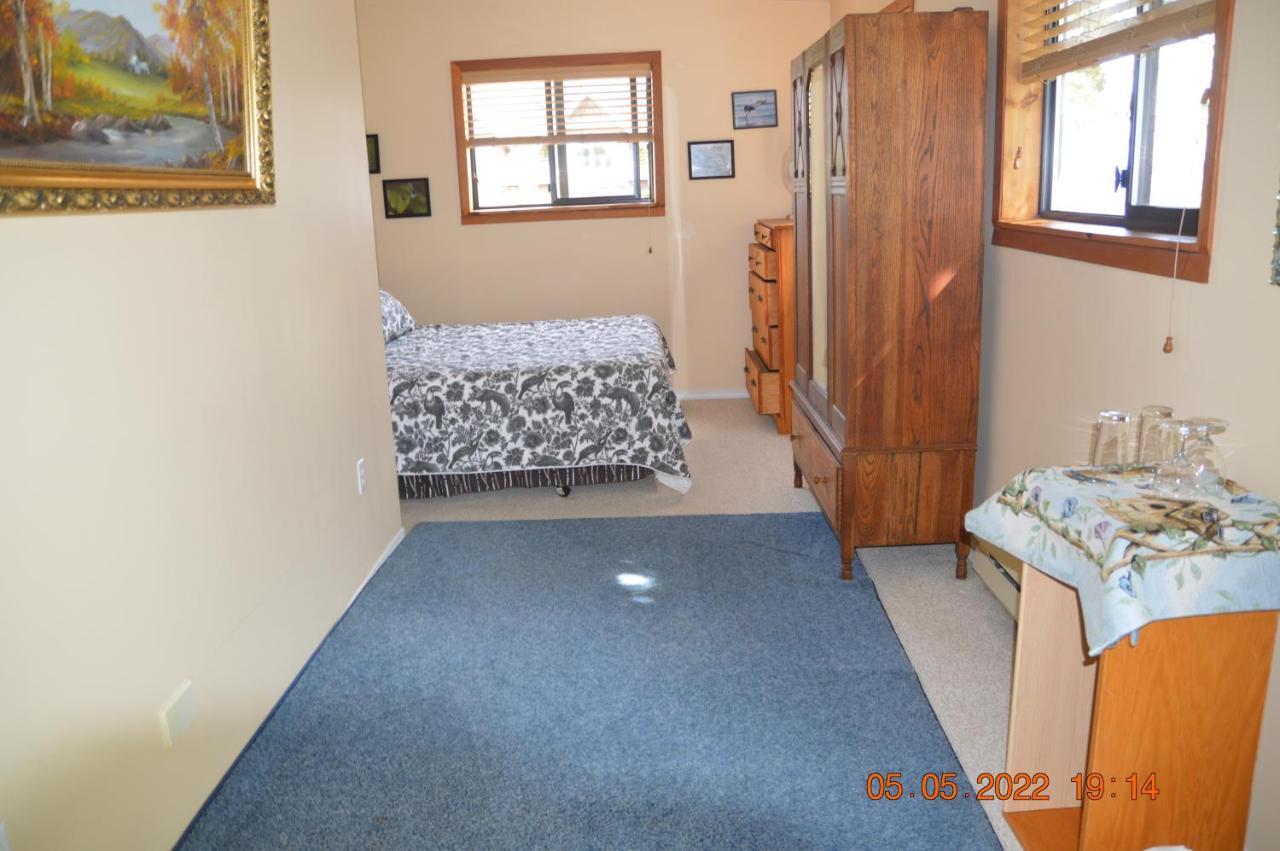 Estuary House Reflexology B&B Courtenay Exterior foto